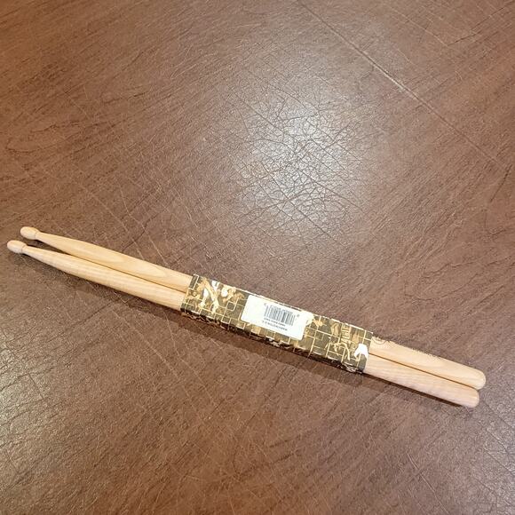 HARD ROCK CAFE HRC Natural Wood Drum Sticks 16" Washington D.C. - Picture 4 of 6